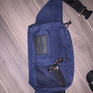 Fanny pack no fashion purpose